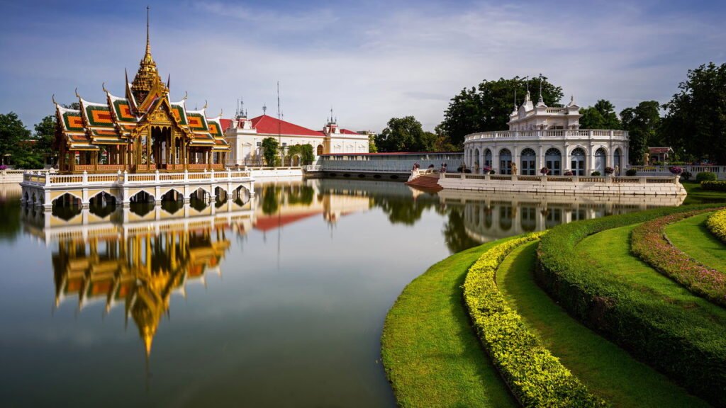 Dono de 17.000 casas, 38 jatos, 300 carros e 52 barcos de luxo, conheça o rei mais rido do mundo