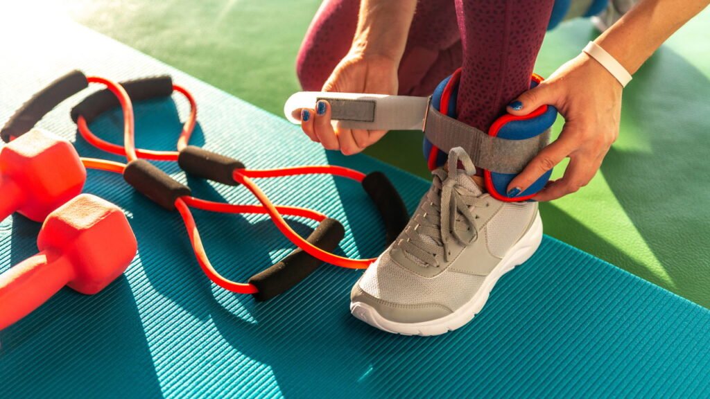 Como lavar viseiras e acessórios esportivos sem perder a forma