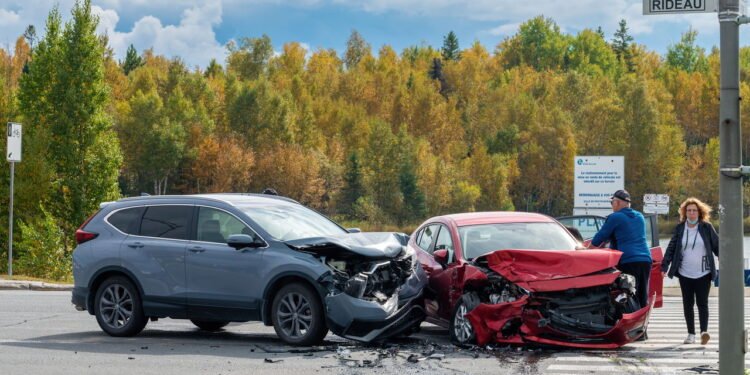 Acidente de carro - Créditos: depositphotos.com / worper