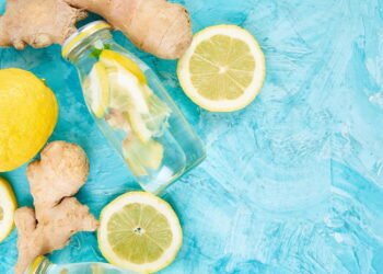 O que acontece ao beber água com limão todos os dias pela manhã?