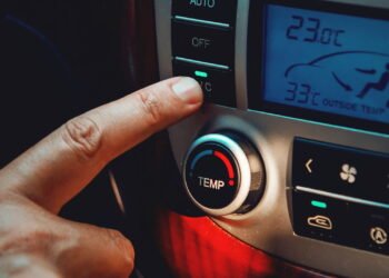 O que você nunca deve fazer com o ar-condicionado do seu carro