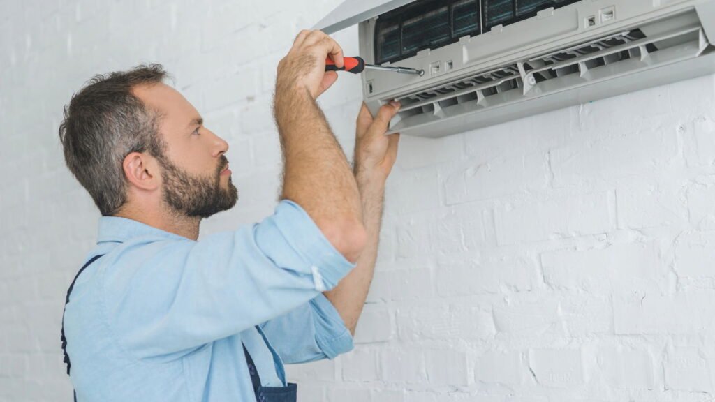 Não jogue fora a água do ar condicionado: por que ela é um tesouro para suas plantas