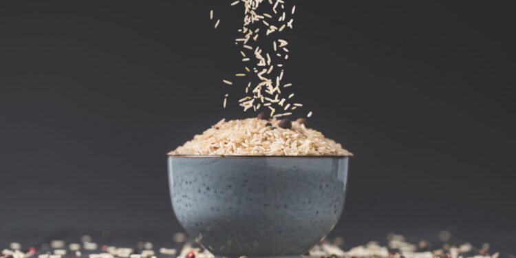 O lugar certo para o pote de arroz para atrair dinheiro, segundo o Feng Shui