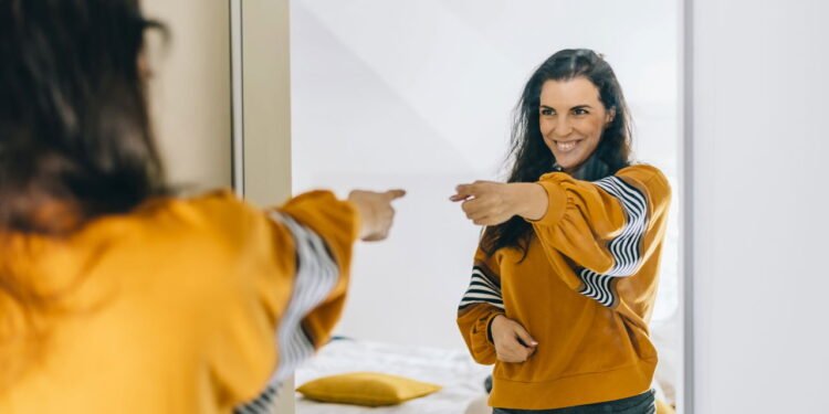 Acordar com autoestima alta é possível com esses hábitos simples