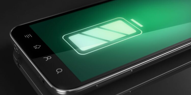 5 erros mais comuns que estragam a bateria do celular no dia a dia