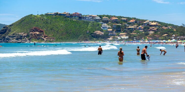 Essa cidade litorânea está conquistando viajantes do mundo todo