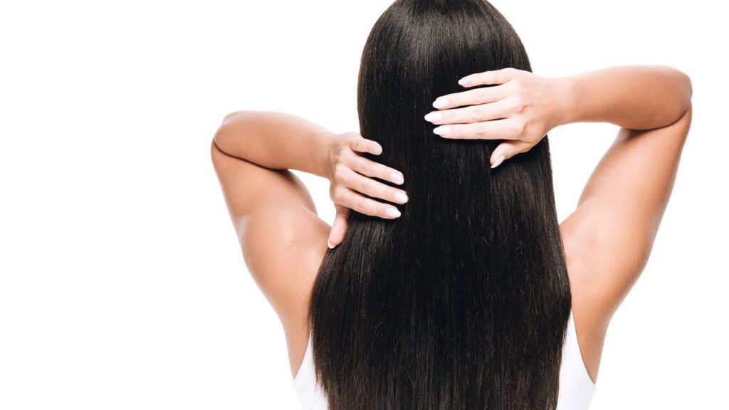 Com esse soro seu cabelo fica alinhado e macio mesmo usando chapinha todo dia