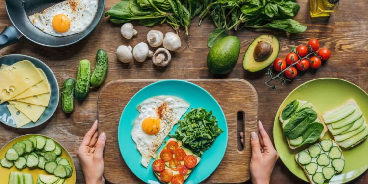 Café da manhã - Créditos: depositphotos.com / VadimVasenin