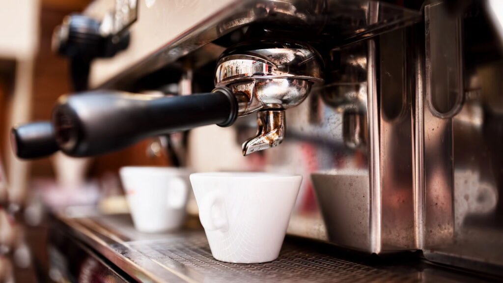 5 sinais de excesso de cafeína ao tomar expresso