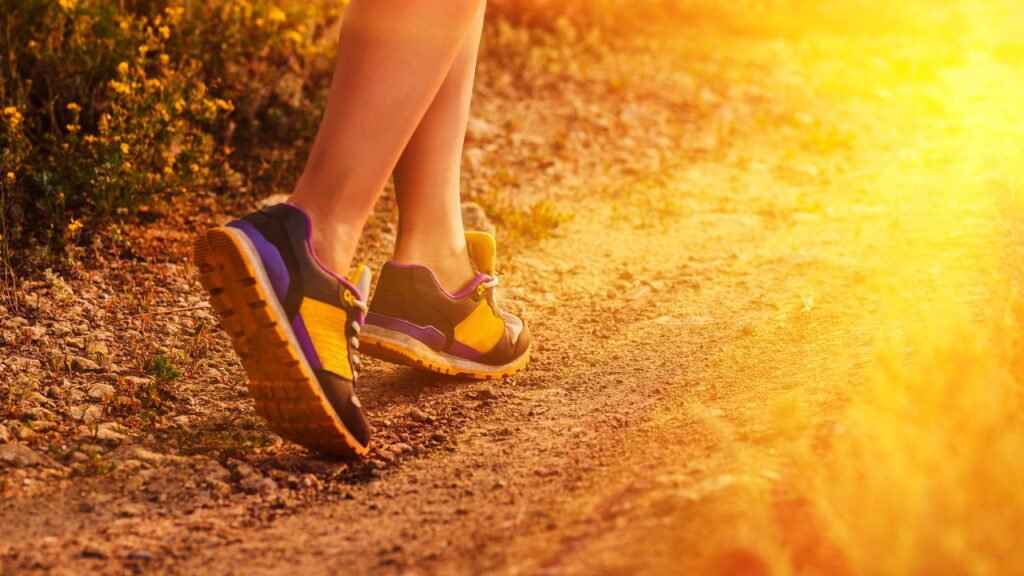 Esse novo jeito de caminhar já virou tendência entre quem busca bem-estar