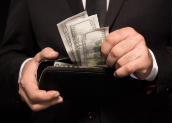 O símbolo secreto que muitos colocam na carteira para nunca ficar sem dinheiro, segundo o Feng Shui