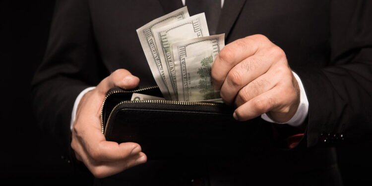 O símbolo secreto que muitos colocam na carteira para nunca ficar sem dinheiro, segundo o Feng Shui