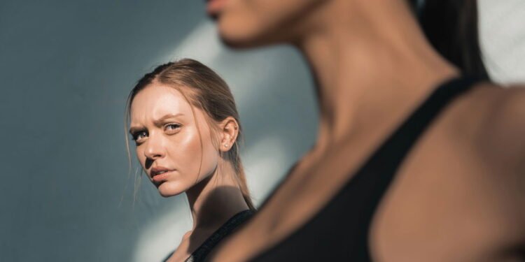 Ciúmes // Créditos: depositphotos.com / ArturVerkhovetskiy