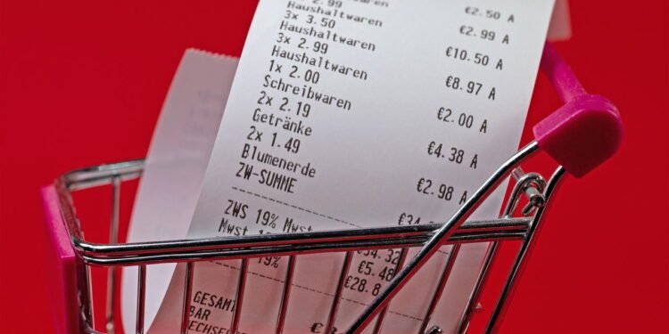 O hábito mais comum nas compras modernas pode comprometer sua segurança