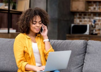 O que significa falar sozinho ou até com a parede segundo a psicologia