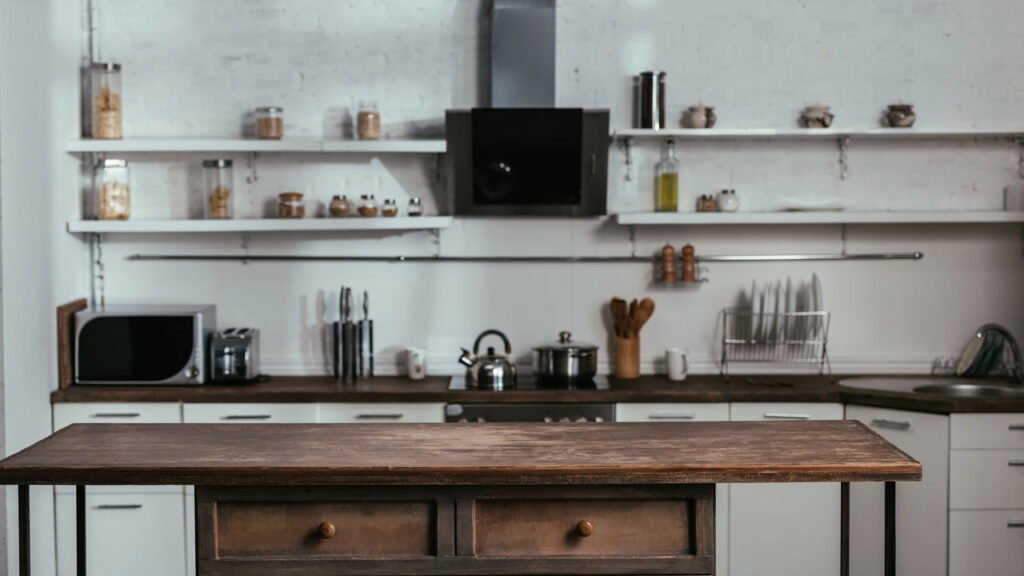 O motivo que fez as prateleiras sumirem das cozinhas surpreende decoradores