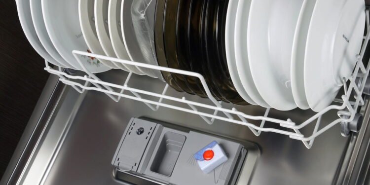 Como fazer detergente caseiro para lava-louças