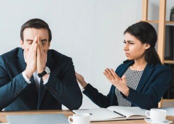 O que significa quando alguém fica em silêncio no meio de uma discussão, segundo a psicologia