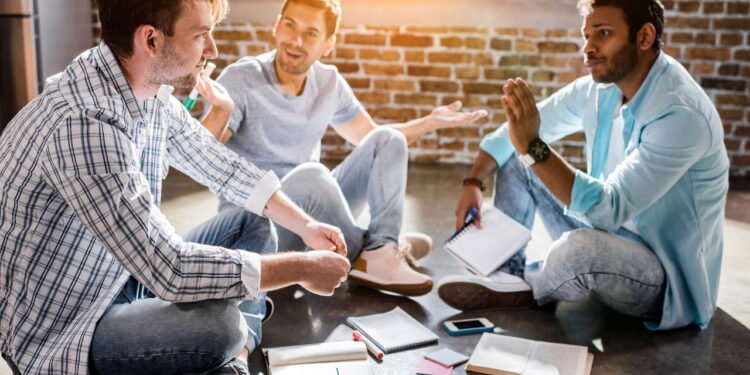 15 sinais de alerta de que você está sendo manipulado por um amigo ruim