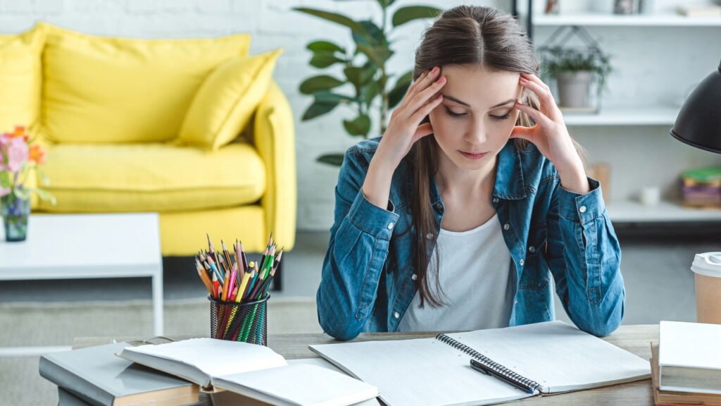 5 atitudes que ajudam a evitar a compulsão alimentar por ansiedade