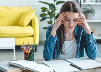 5 atitudes que ajudam a evitar a compulsão alimentar por ansiedade