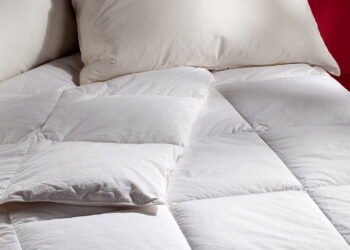 O jeito certo e mais seguro de lavar o edredom sem estragar
