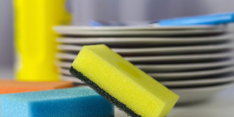 O truque com esponja que está salvando as frutas e verduras de todo mundo