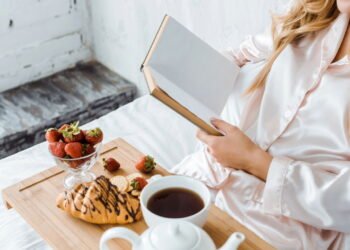 Por que tanta gente prefere ficar em casa no fim de semana?