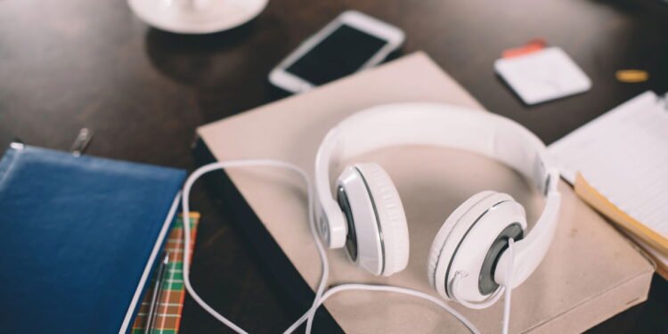 A maneira mais eficiente de guardar fones de ouvido e aumentar a durabilidade