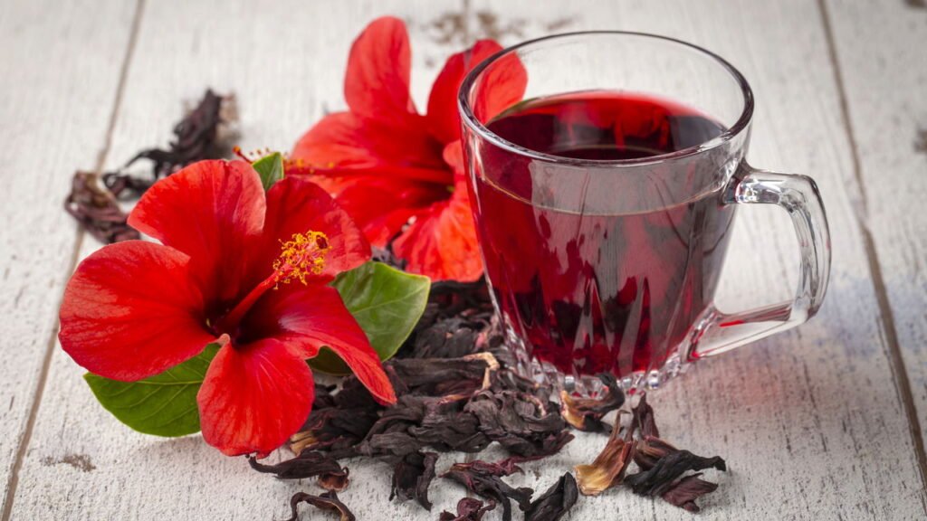 O que acontece quando com seu corpo depois que você toma chá de hibisco?