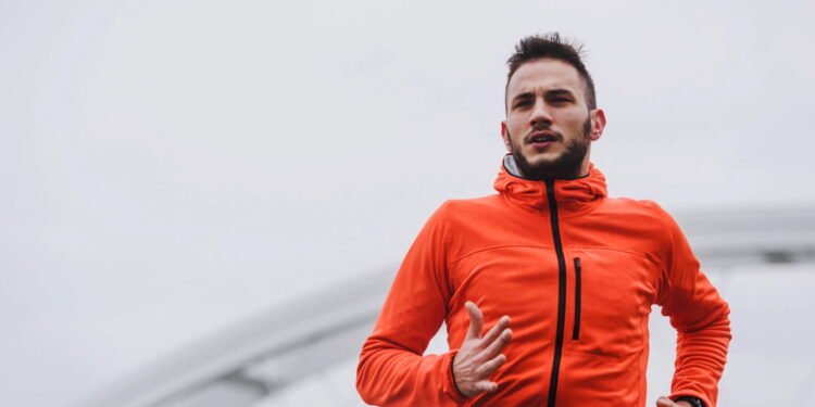 5 exercícios perigosos que homens com mais de 40 anos "nunca devem fazer"