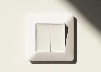 O melhor truque caseiro para deixar o interruptor como novo