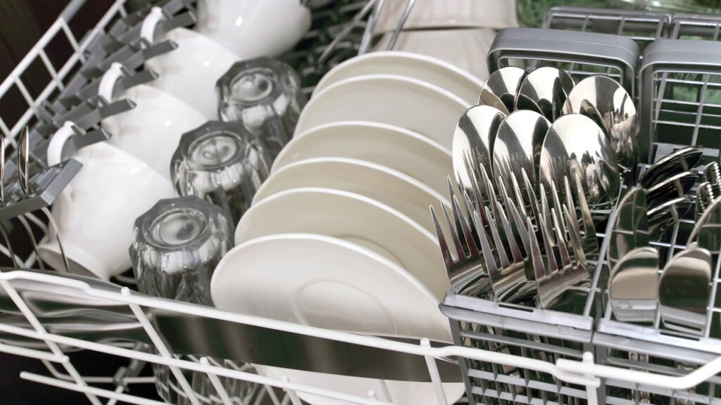 Este utensílio de cozinha nunca deve ser lavado na máquina de lavar louça