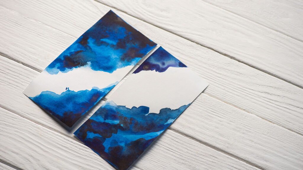 Como lavar quadros e molduras sem comprometer a pintura