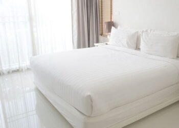 5 motivos para trocar os lençóis toda semana no verão