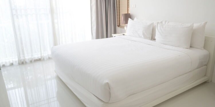 5 motivos para trocar os lençóis toda semana no verão