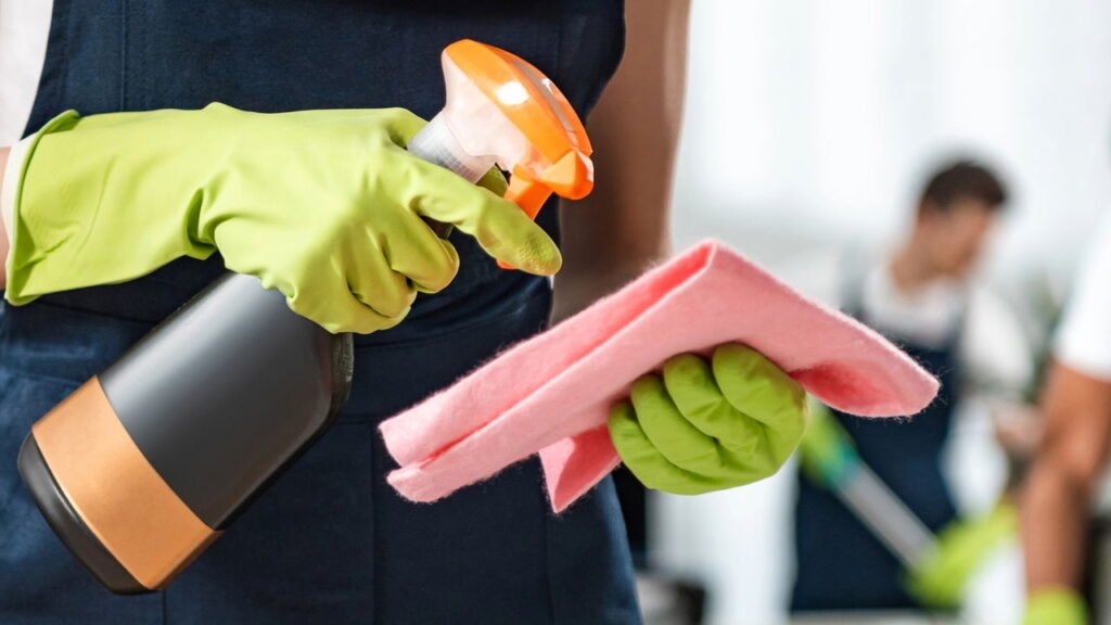 6 itens essenciais para limpar todo fim de semana e manter a casa impecável