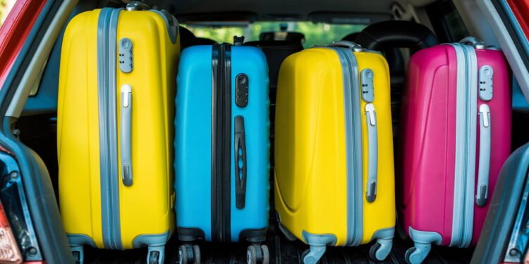 7 coisas que você nunca deve deixar no carro no verão