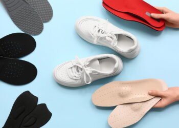 Palmilha para ficar mais alto pode trazer risco à saúde, alerta especialista