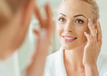 Os alimentos que você deve evitar para se manter jovem por dentro e por fora