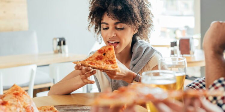 5 sintomas de que sua alimentação está insuficiente para emagrecer