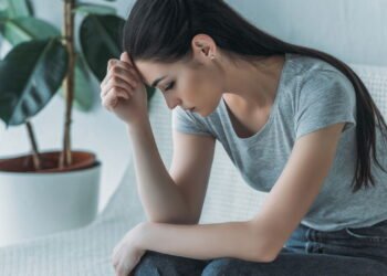 Essas são as frases mais usadas por pessoas infelizes, segundo a psicologia