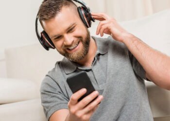 O que significa ouvir a mesma música diversas vezes, segundo a psicologia