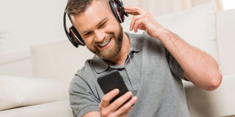 O que significa ouvir a mesma música diversas vezes, segundo a psicologia