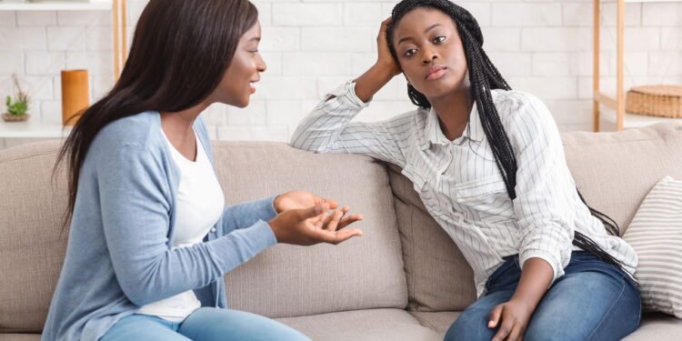 13 assuntos que você nunca deve reclamar para ninguém, segundo especialistas