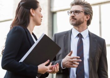 5 frases que revelam autocentrismo e podem estar prejudicando suas relações