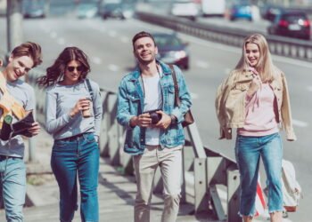 O que está atraindo milhares de estrangeiros para o Brasil este ano