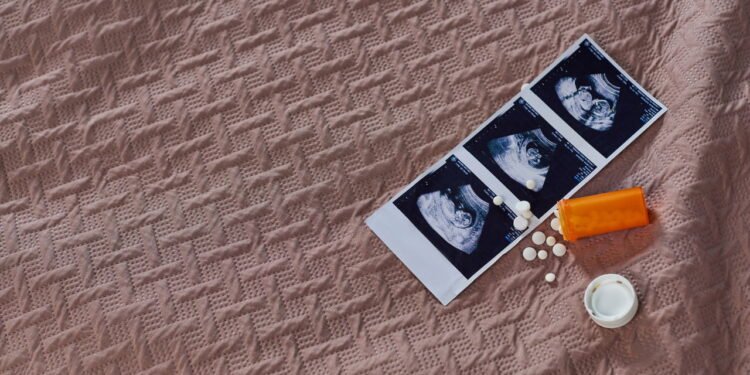 pílula do dia seguinte - Créditos: depositphotos.com / IgorVetushko