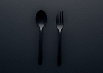 O mito sobre o plástico preto que todo mundo acreditou