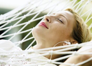 O que acontece no seu corpo quando você consome muito chá-verde?